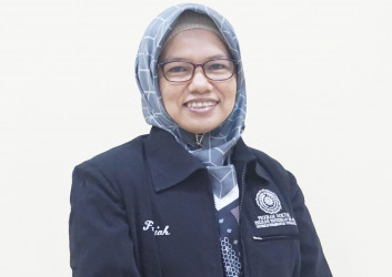 Dr. Fitriah M. Suud, M.Ag.
